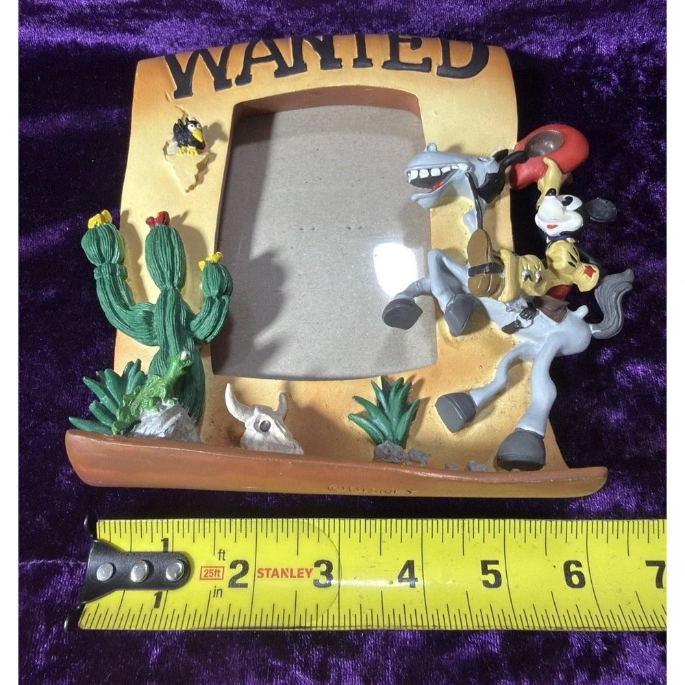 Mickey Mouse 3D Frame Wanted Cowboy Western‎ Desert Southwestern Scene
